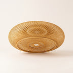 Plafonnier en bambou lanterne plate, photo produit sur fond clair