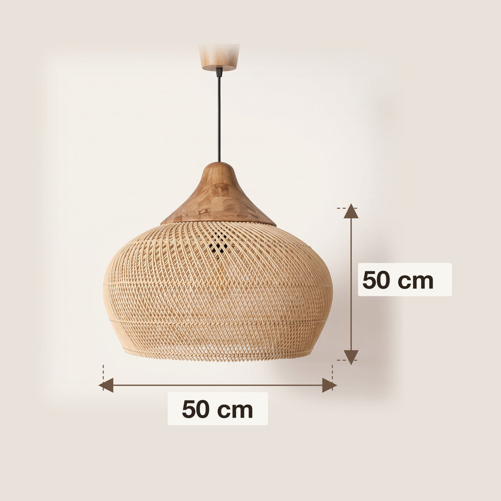 Dimensions : suspension en rotin arrondie à chapeau en bois, 50 cm de diamètre et 50 cm de hauteur