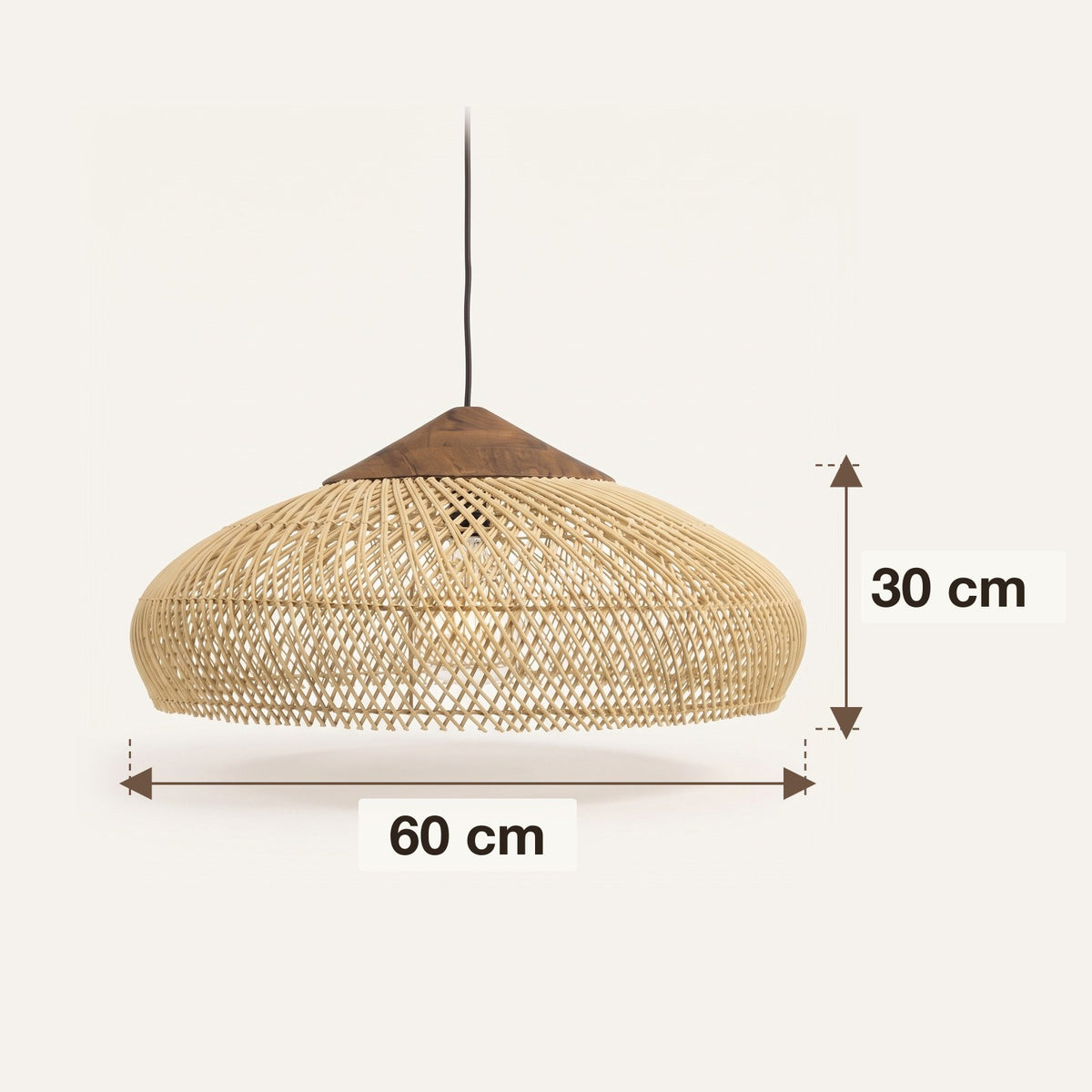 Dimensions : suspension en rotin plate à chapeau en bois, 60 cm de diamètre et 30 cm de hauteur